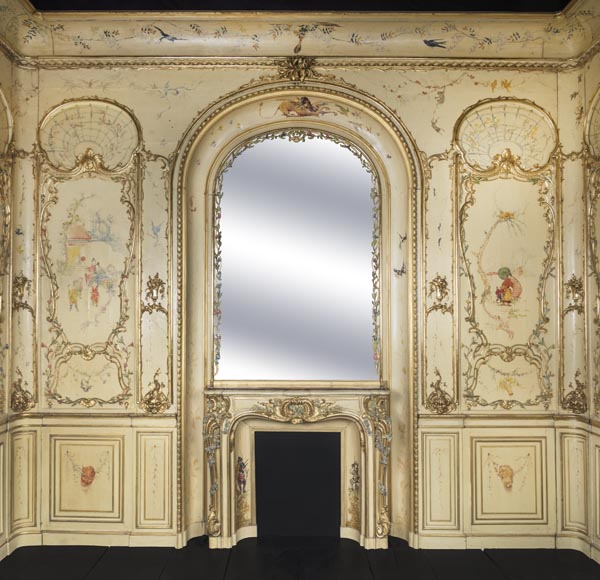 Panelled room with fine chinoiserie decoration from the Villa Les Cèdres,  King Leopold II’s residence  in Saint-Jean-Cap-Ferrat, Côte d’Azur_cn